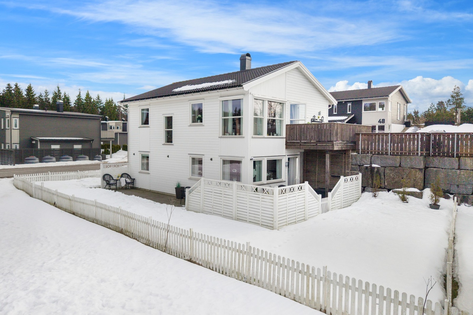 Tomten er inngjerdet Galleribilde