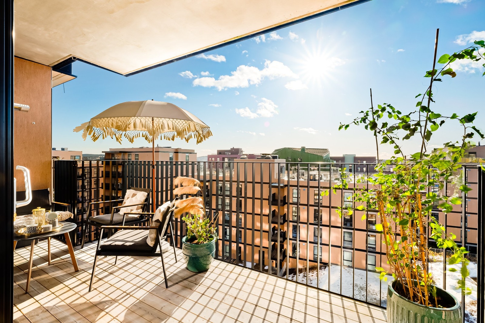 Mailehn Øverås v/ EIE Løren ønsker velkommen til Sinsenveien 53A! Foto: Borowiak AS (Chris Borowiak). Galleribilde