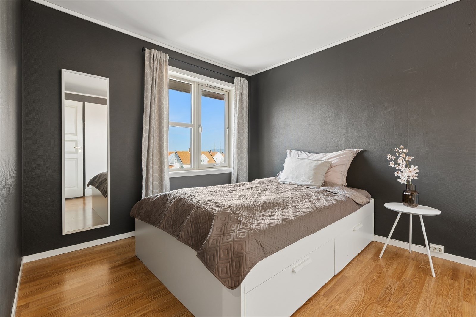 Soverom 2. Galleribilde