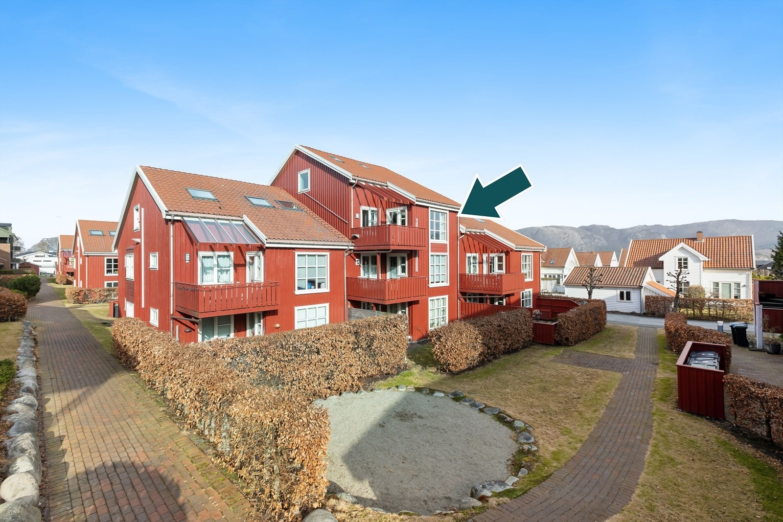 Øyvind Ådneram v/DNB Eiendom presenterer Westergårdveien 12C! - En romslig toppleilighet med gode solforhold og fin utsikt. Galleribilde