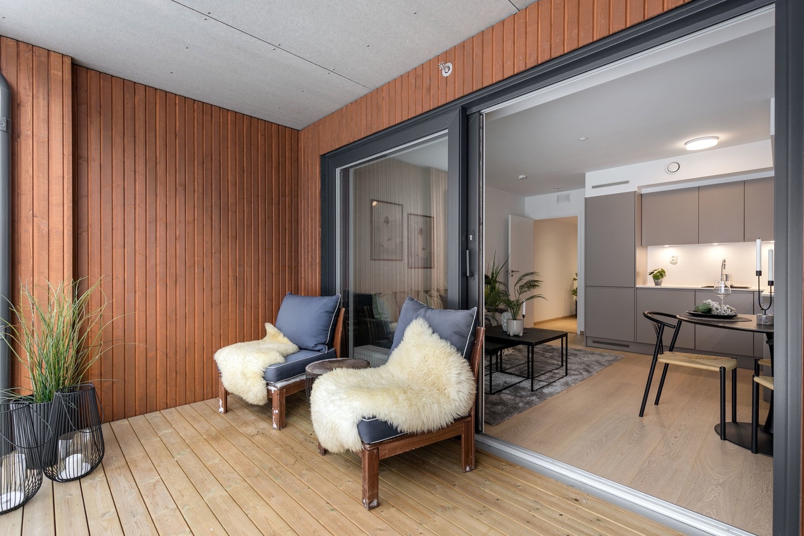 Fin plass til utemøbler på balkong etter eget ønske Galleribilde