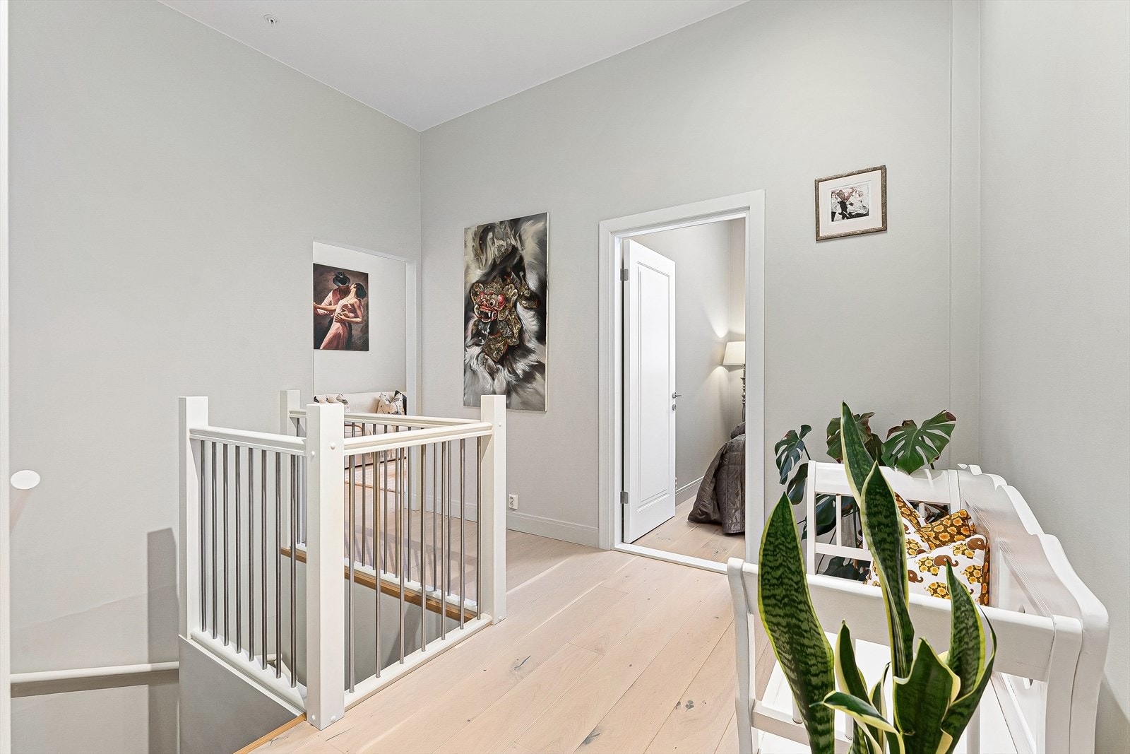 Gang 1. etasje. Galleribilde