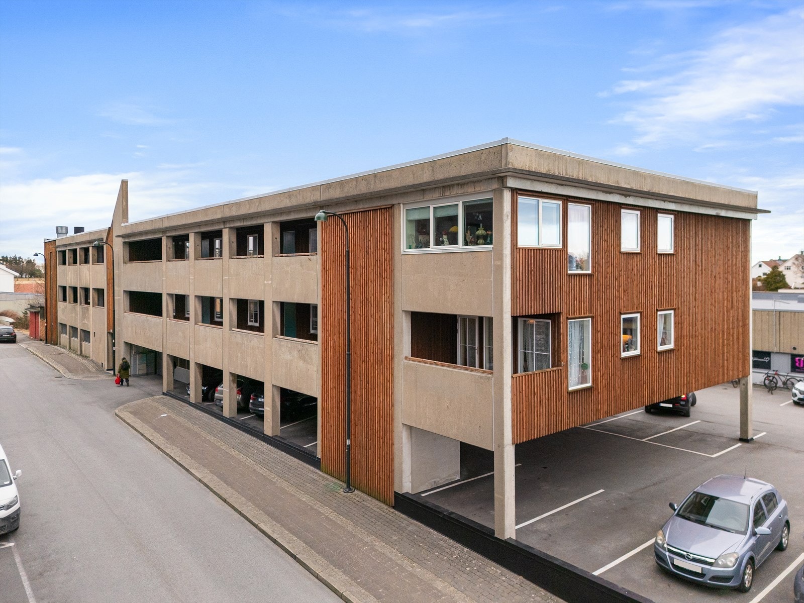 Her er en sentralt plassert på Nærbø, med kort vei til både butikker, bibliotek og jernbane. Galleribilde