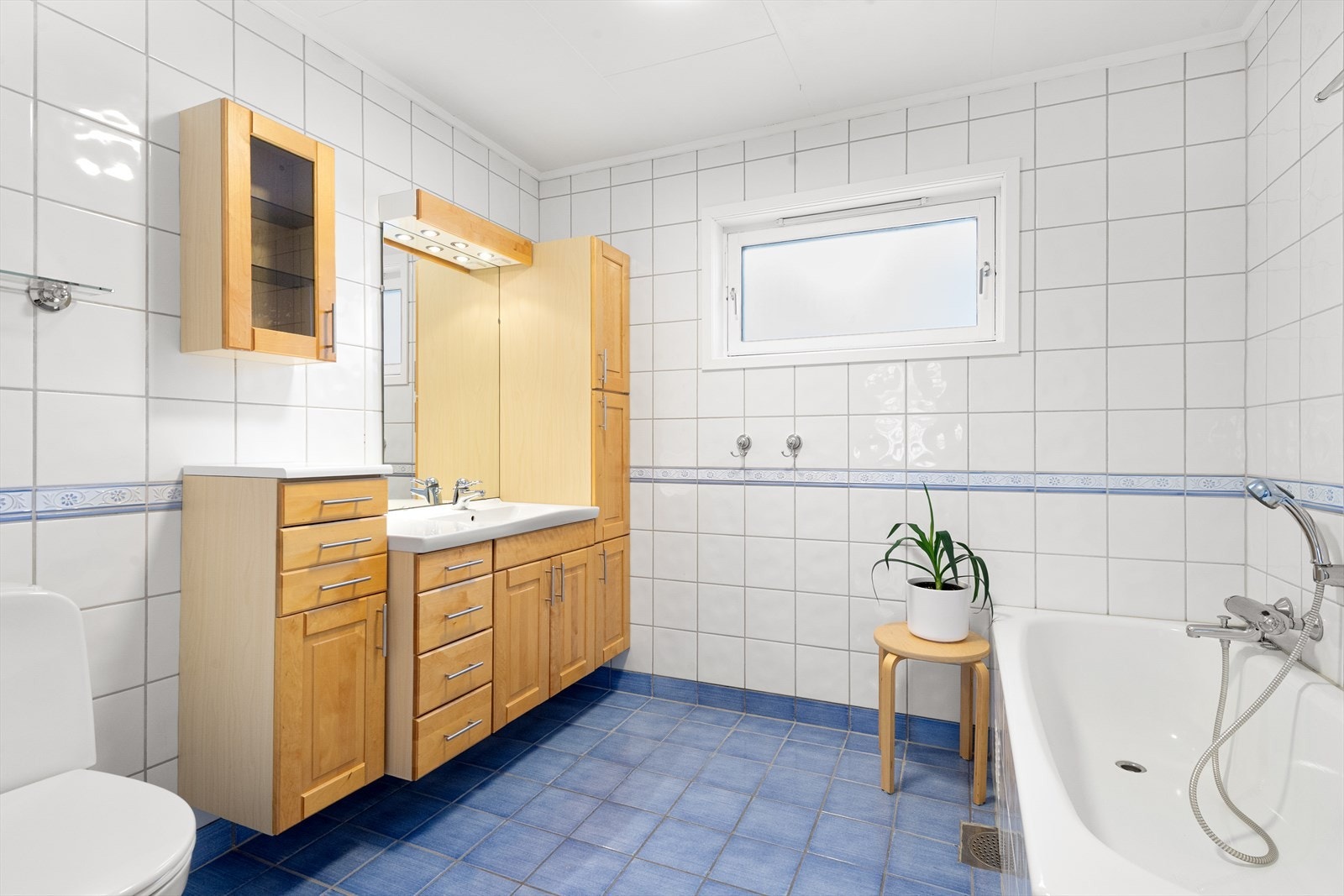 Bad i 1. etasje. Galleribilde