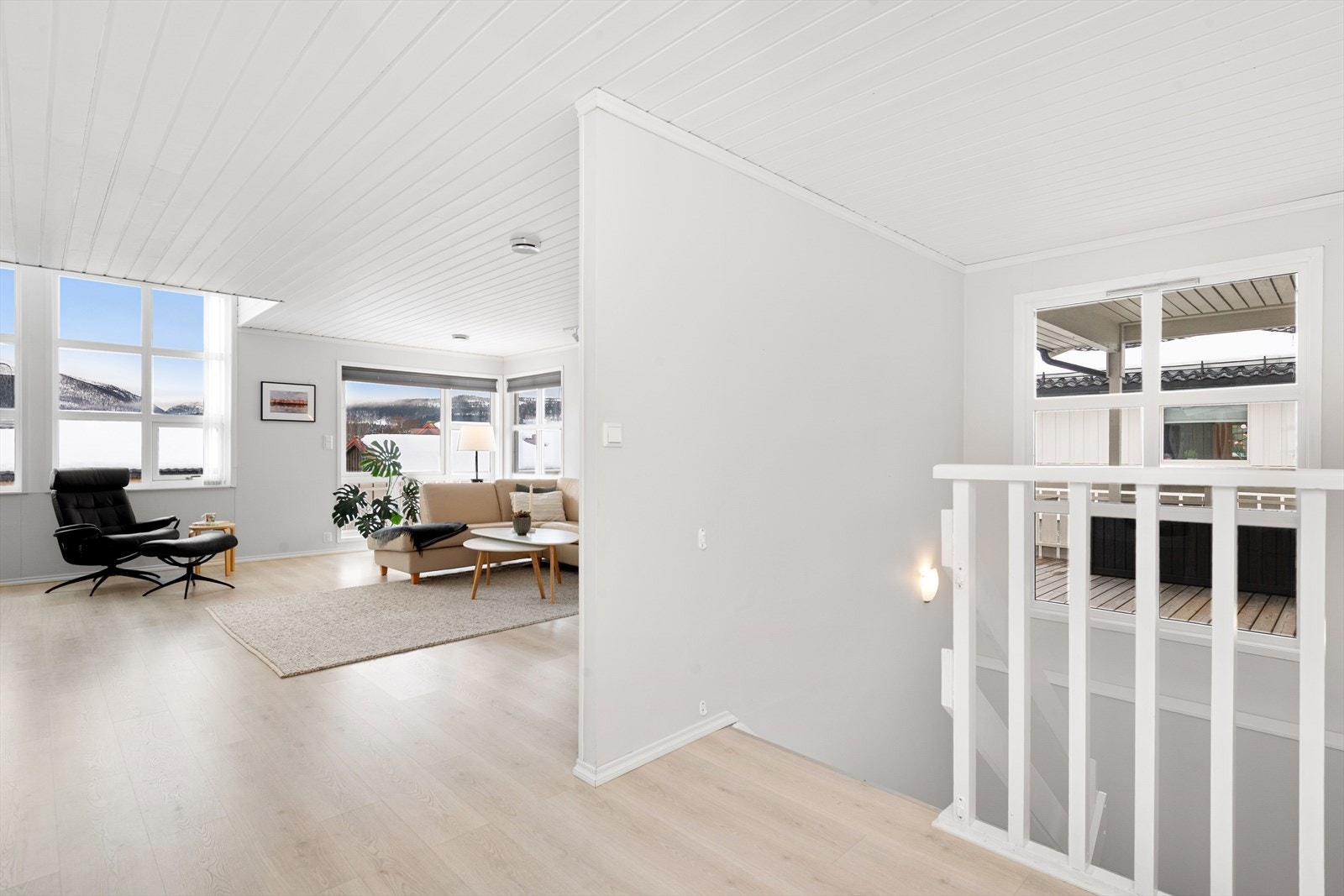 Trapperom/stue. Galleribilde