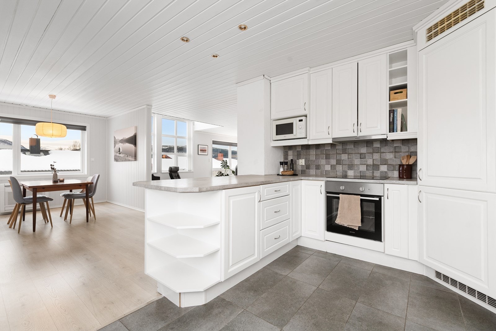 Kjøkken. Galleribilde