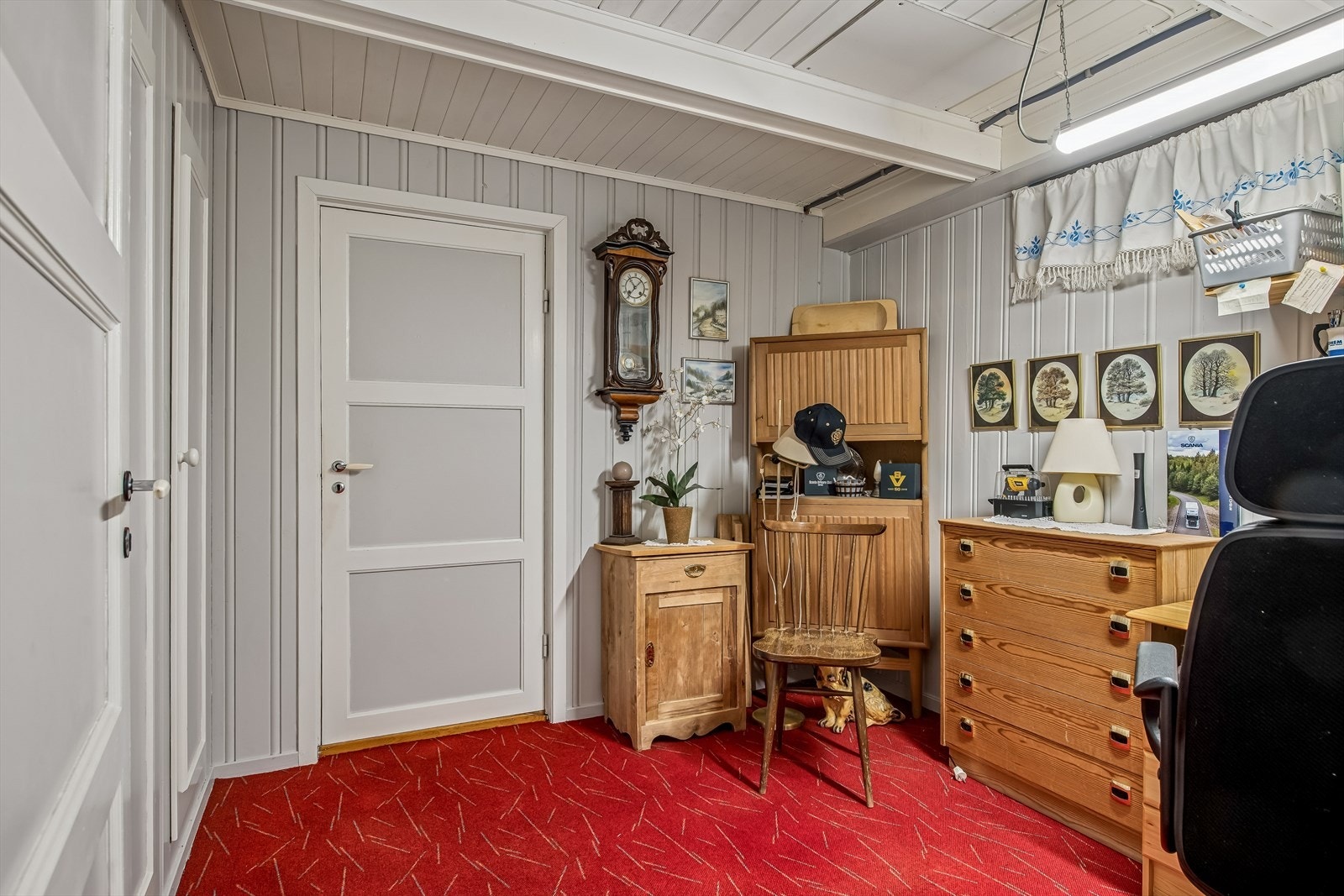 Innredet rom i kjelleren Galleribilde