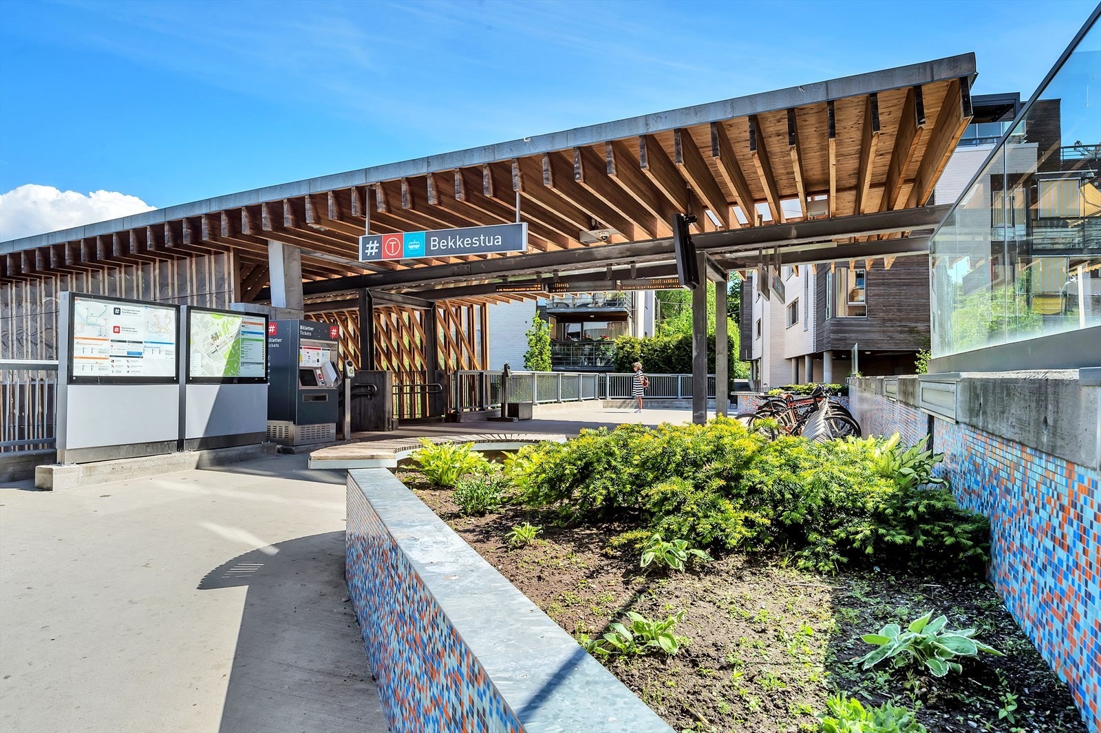 Området byr på svært gode kollektivforbindelser. Galleribilde