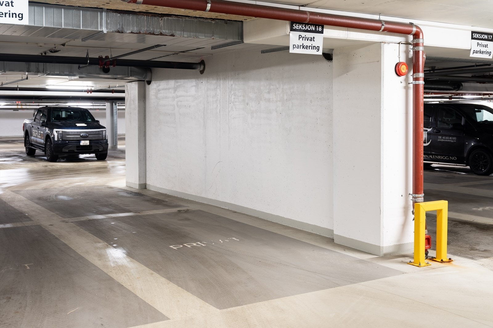 Egen p-plass i oppvarmet kjeller. Galleribilde