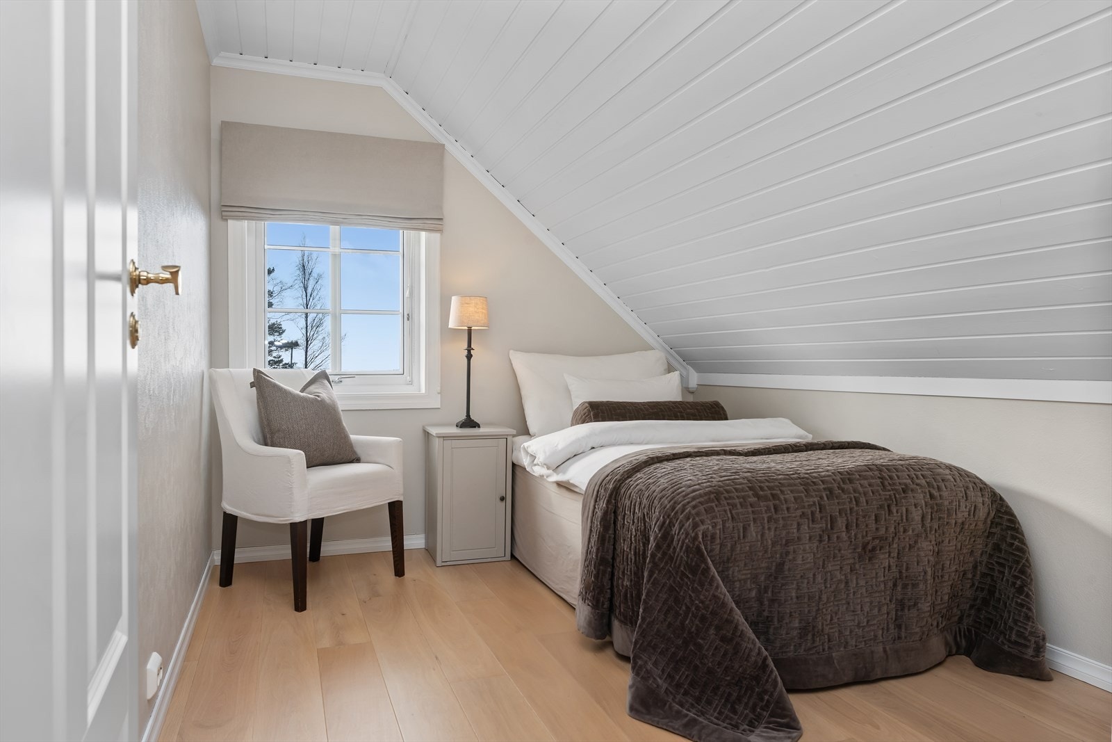 Soverom 1/3 i 2. etasje Galleribilde