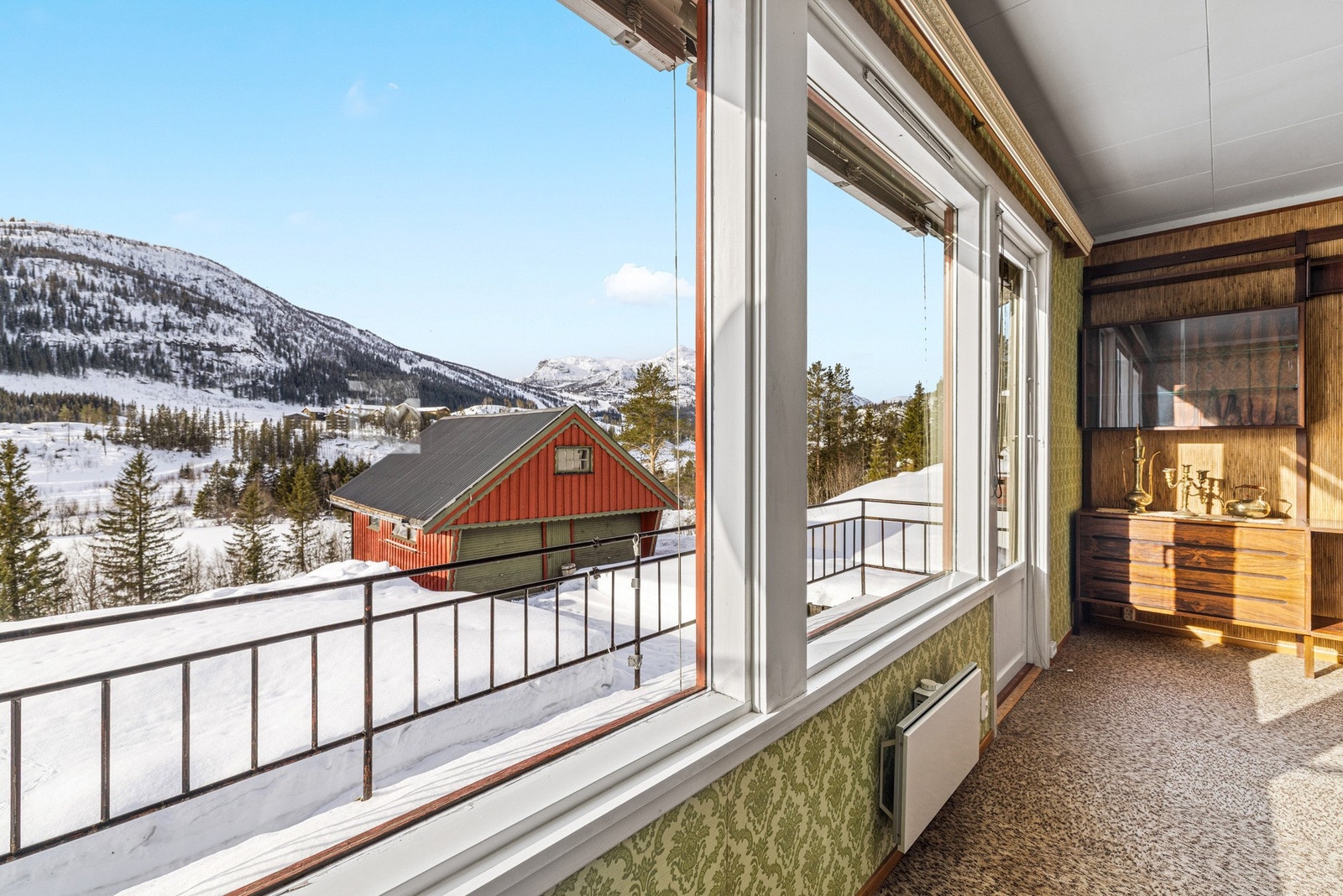 Oppholdsrommet har flott utsikt! Galleribilde