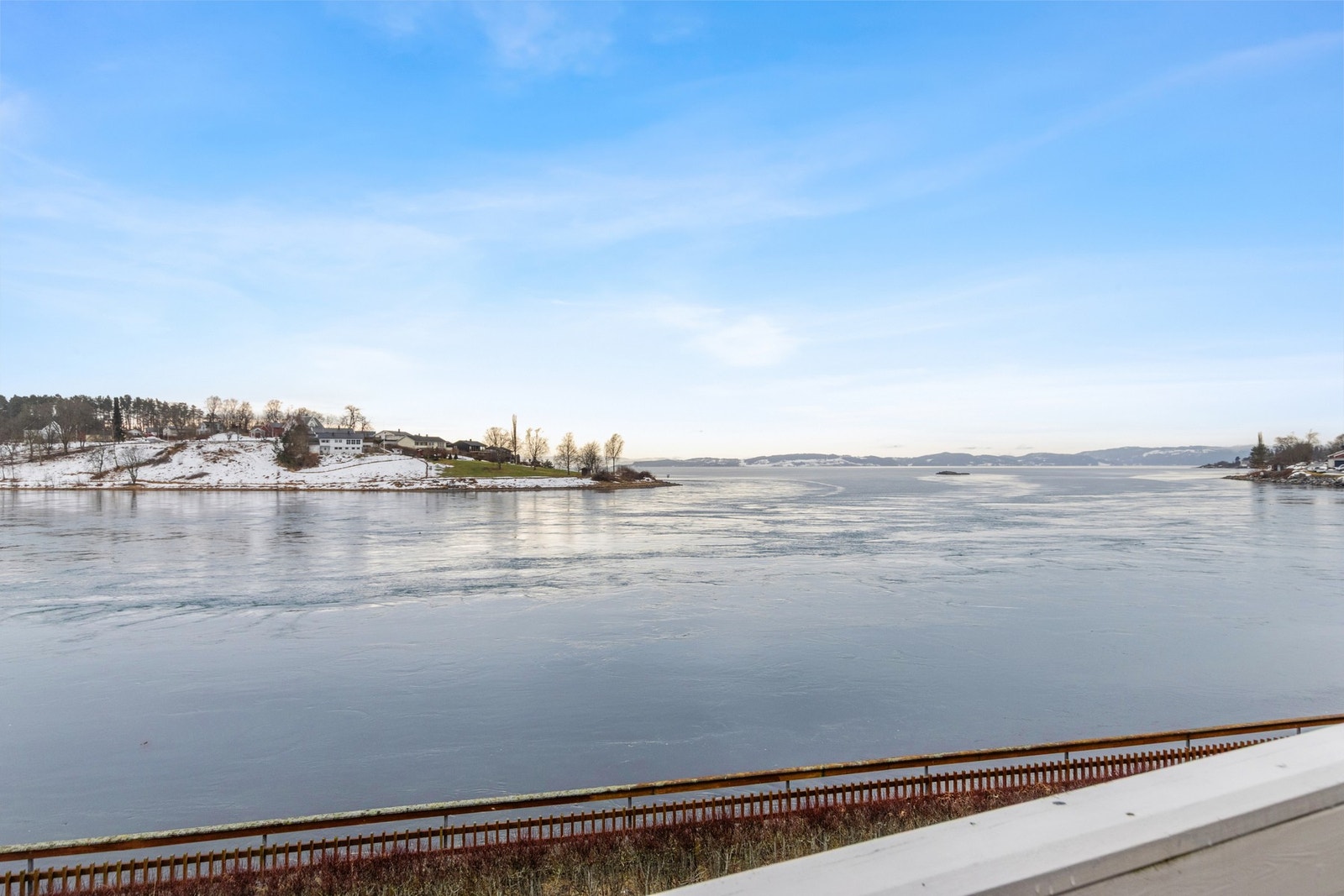 Utsikt fra veranda. Galleribilde
