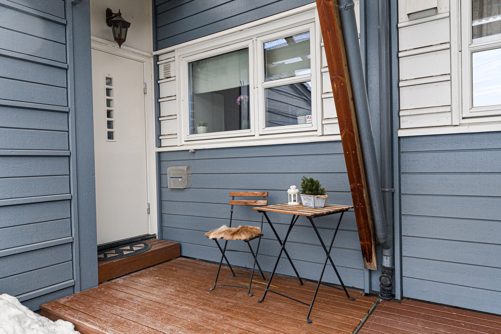 Området har også nærhet til flotte tur- og friluftsområder som bl.a. Granåsen skianlegg og Saupstad skisenter, noe som gir gode rekreasjonsmuligheter sommer og vinter. Galleribilde