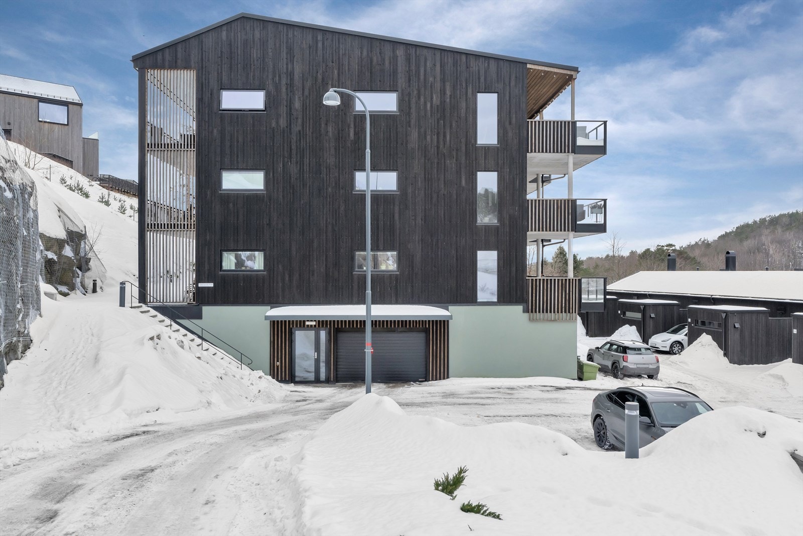 Inngang til garasje Galleribilde