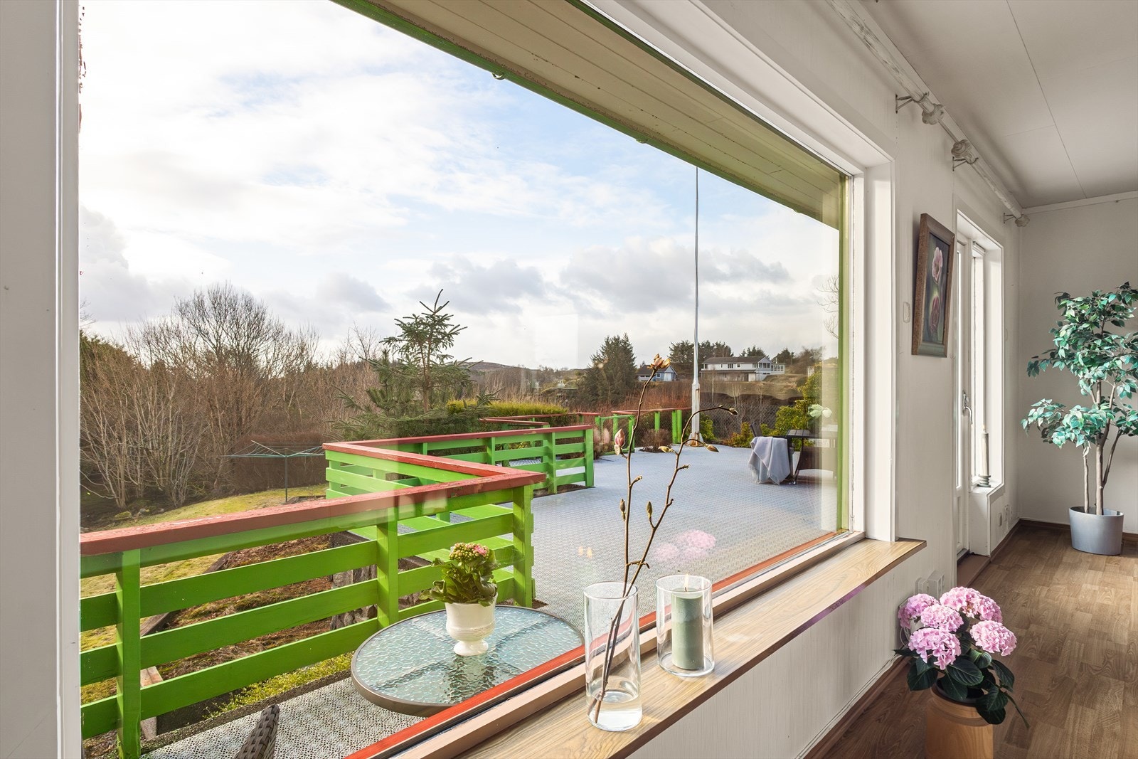 Utsikt fra stuen. Galleribilde