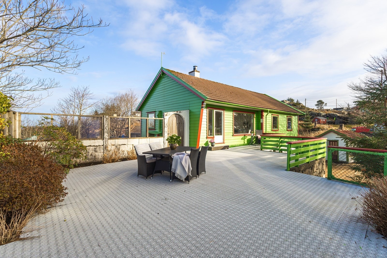 Boligen har flere flotte uteområder. Galleribilde