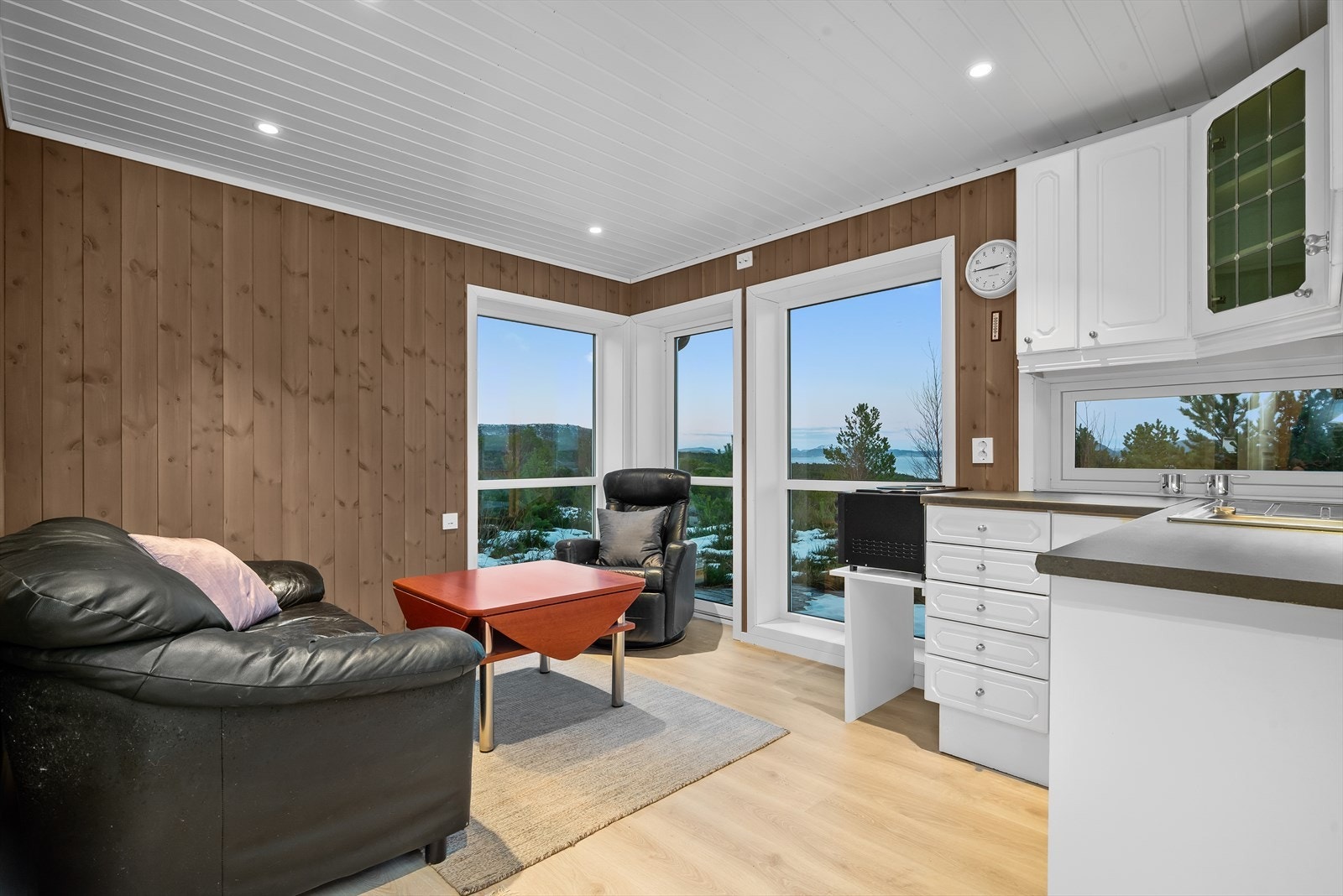 Også annekset har glimrende utsikt over de idylliske omgivelsene. Galleribilde