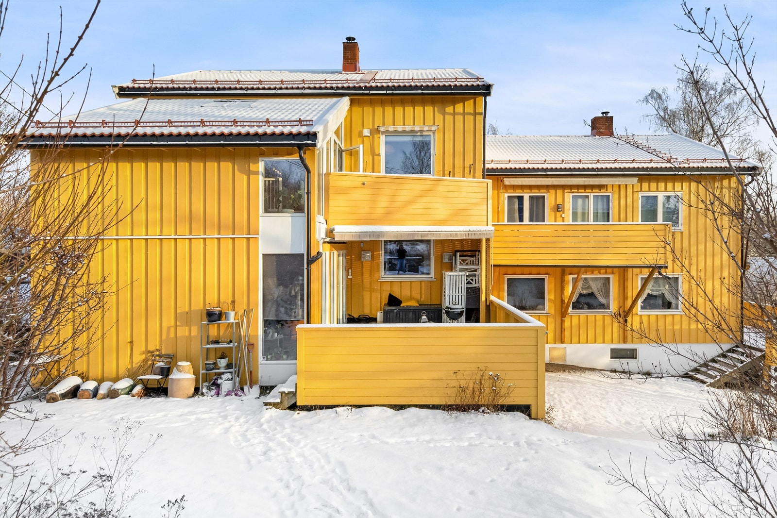 Yttertaket ble belagt med ny takstein og undertak i 2024. Galleribilde