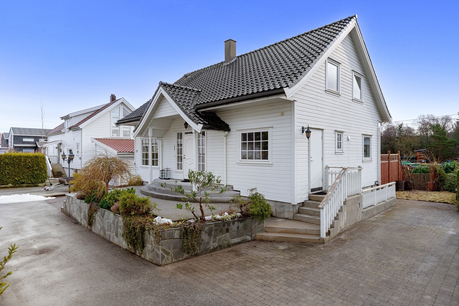 Nedreveien 13B presenteres av Ordin Fikstvedt v/Proaktiv Eiendomsmegling. Galleribilde