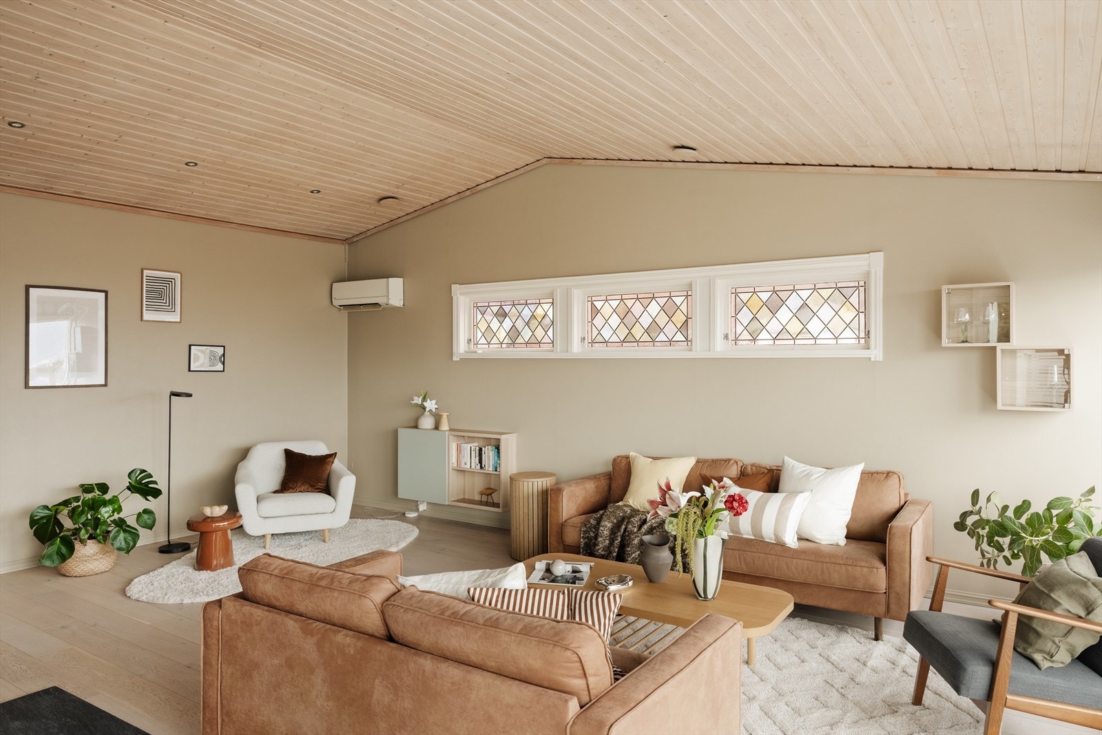 Boligen har et moderne uttrykk, samtidig som sjarmen er ivaretatt Galleribilde