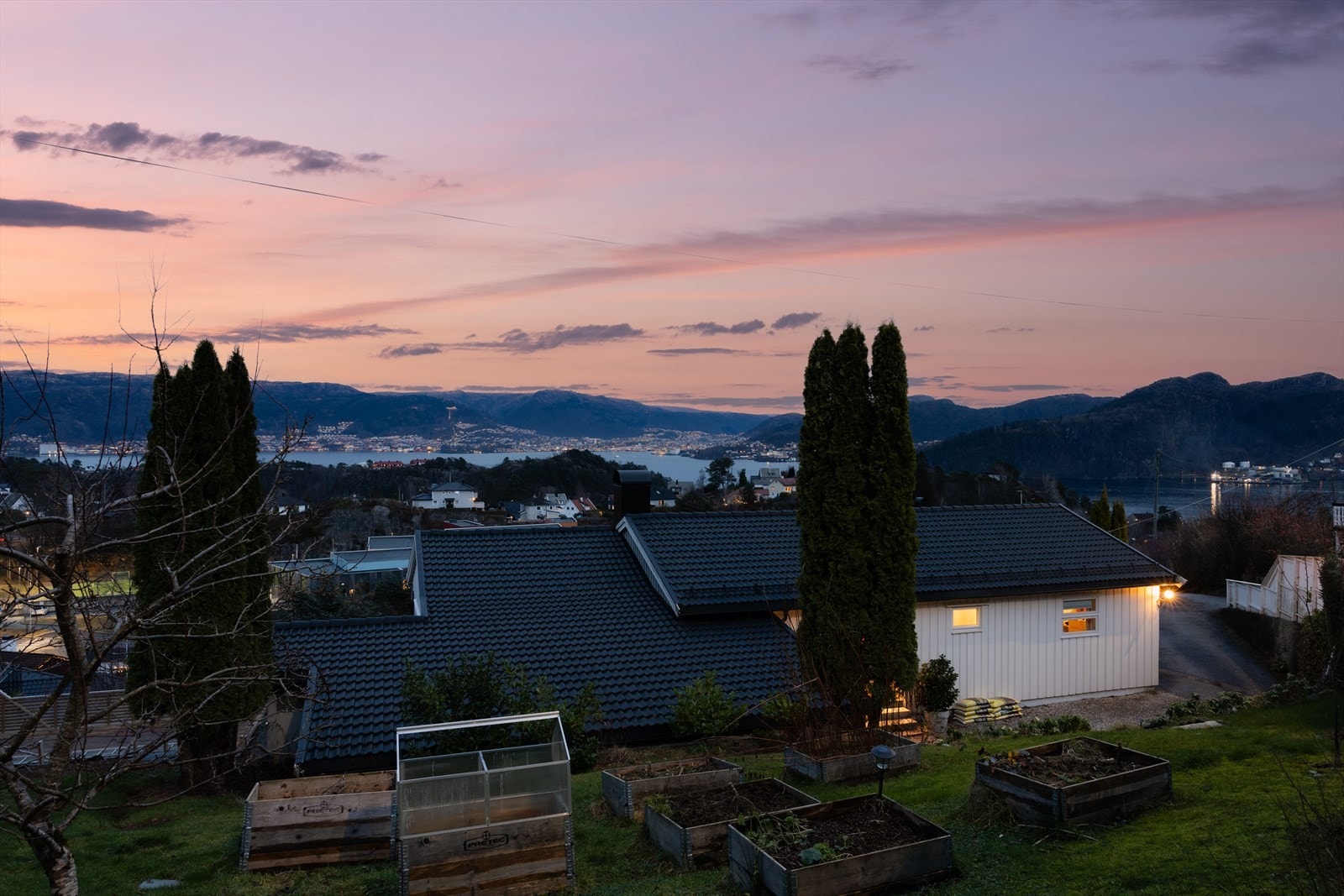 Husk påmelding til visning. Vi sees! Galleribilde