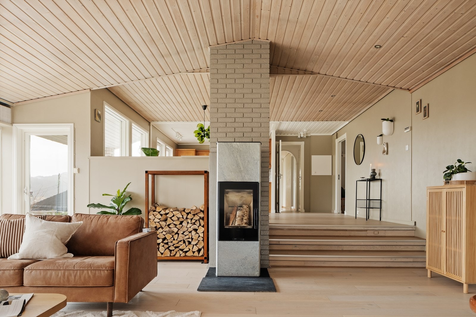 Peisovnen sørger for ekstra varme og sikrer god stemning på kalde høst- og vinterkvelder Galleribilde