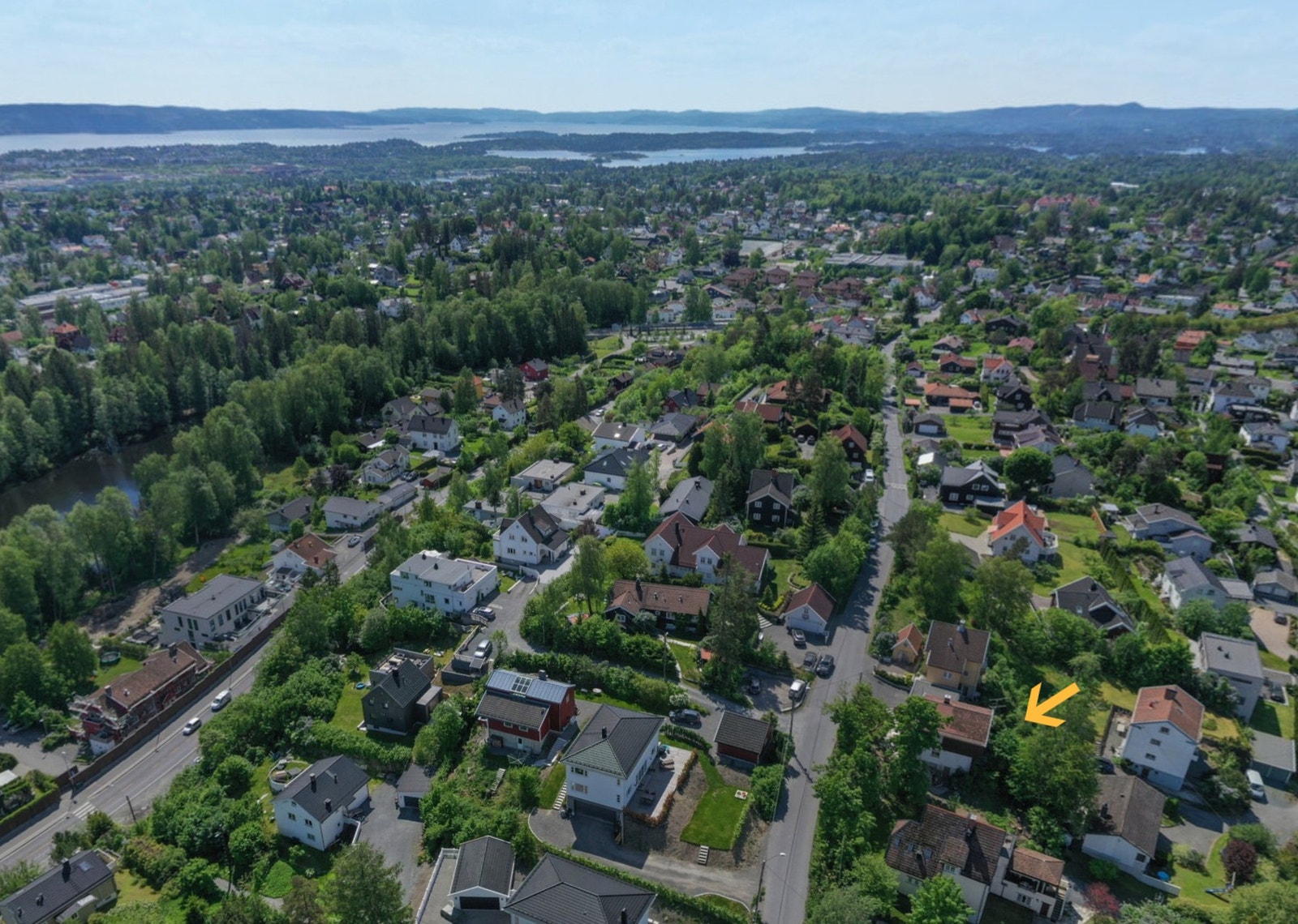 Boområdet har tilgang til rekreasjonsområder i marka, og tilgang til strender ved fjorden. Galleribilde