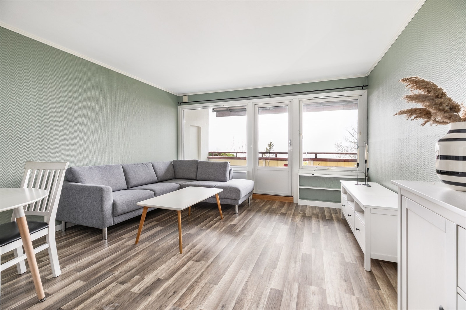 Velkommen til Slalåmbakken 3F! Leiligheten presenteres av Krogsveen. Fotograf; Børge Oppegård. Galleribilde