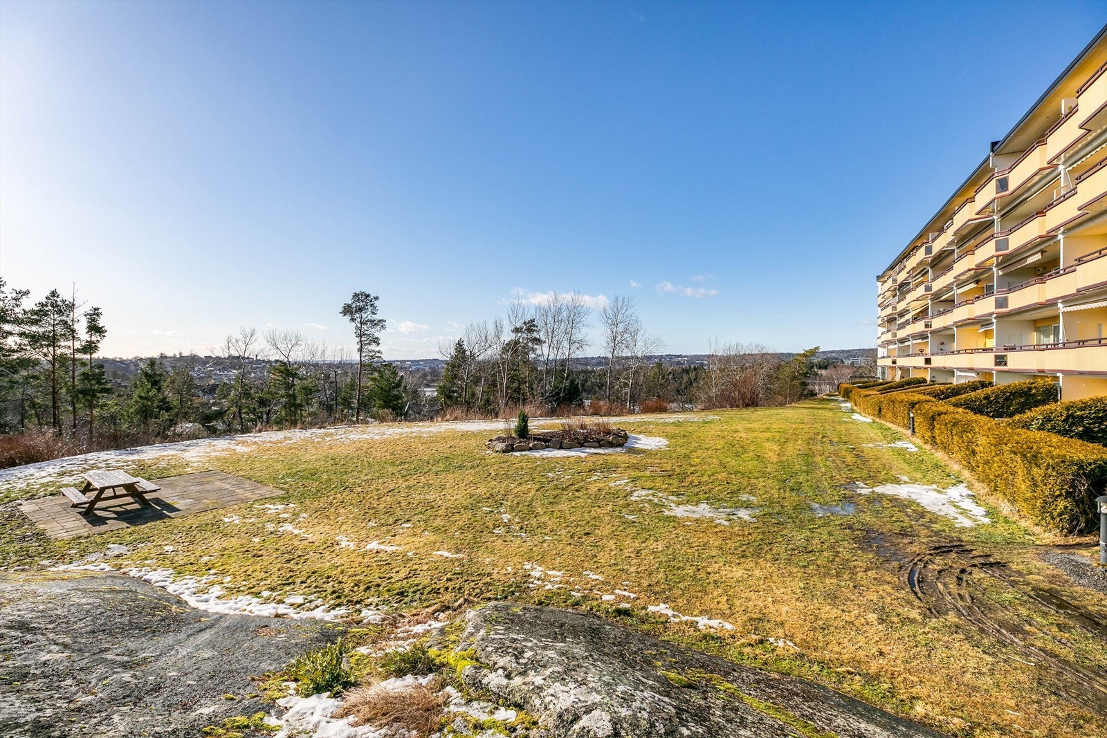 På fellesarealene er solforholdene upåklagelige, dagen gjennom. Galleribilde