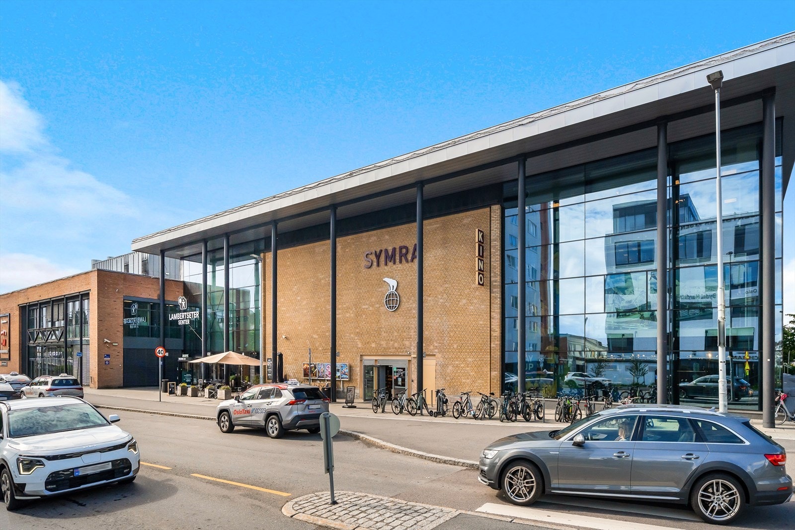På Lambertseter senter finner du også Symra kino, til glede for store og små. Galleribilde