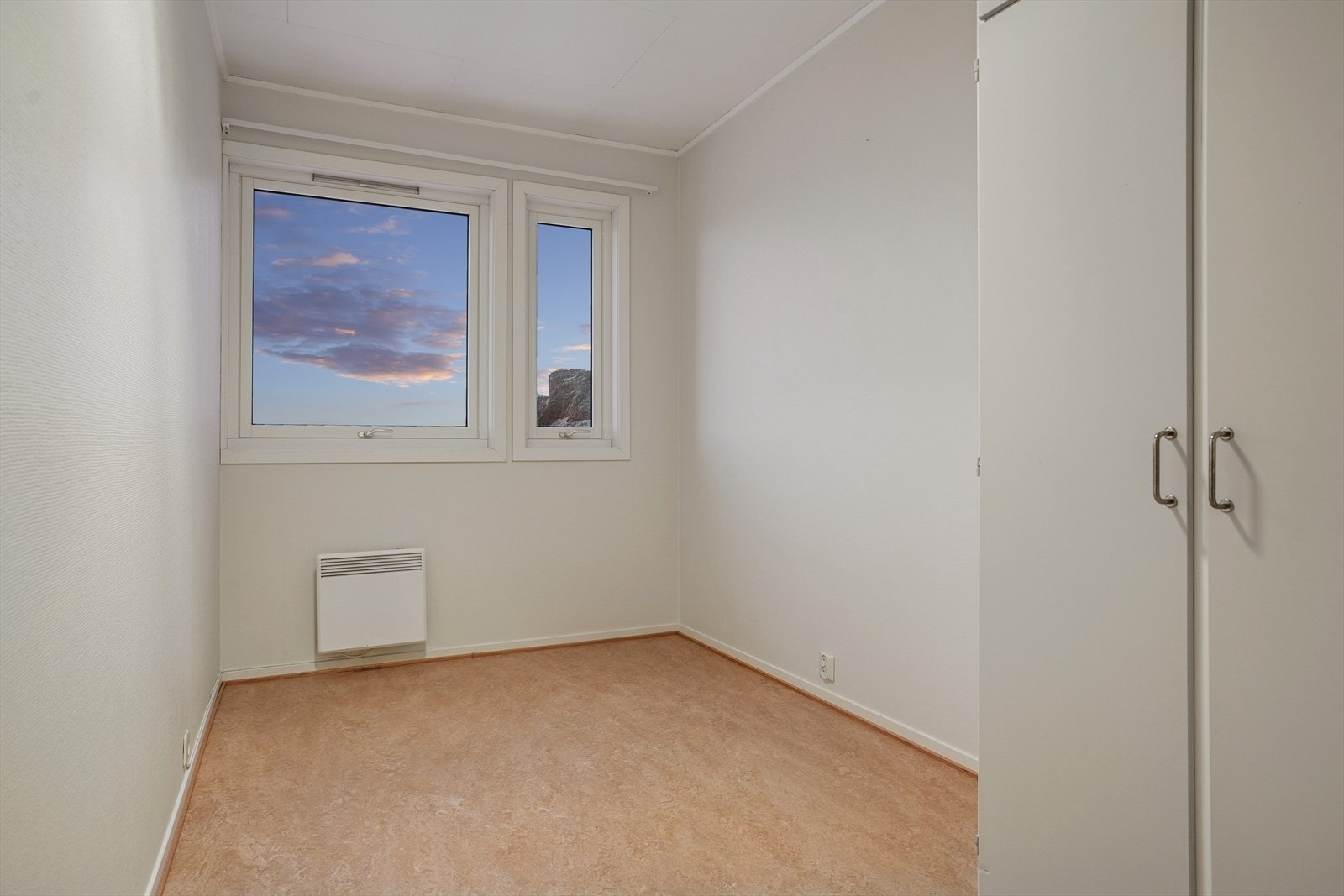 2 flotte gjesterom/barnerom med plass til seng og klesskap Galleribilde