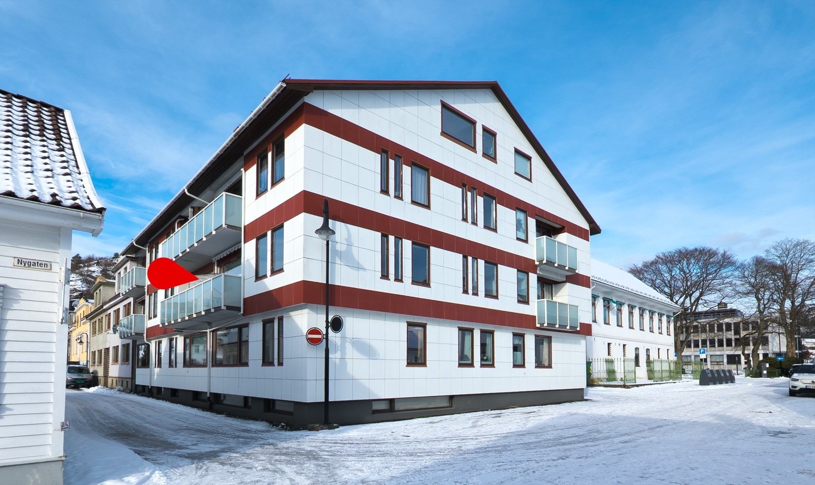 Velkommen til Nygaten 7! Pen og oppgradert hjørneleilighet m/heis! Galleribilde