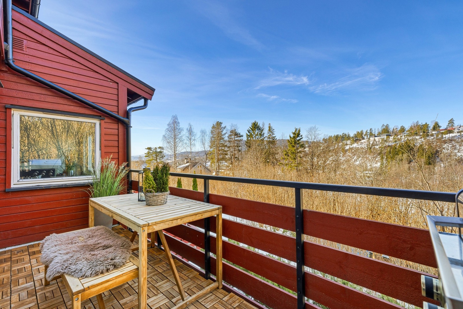 Usjenert og solrikt beliggenhet Galleribilde