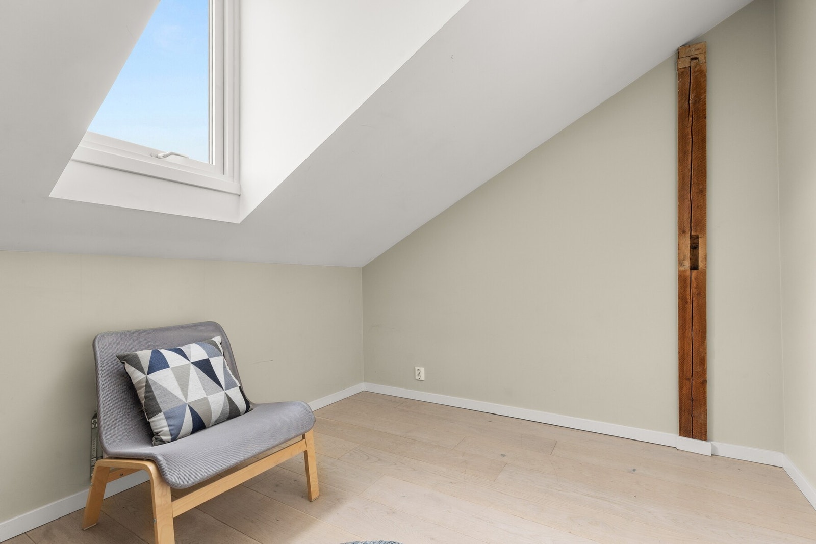 Rommet er byggemeldt som bod - ikke godkjent til varig opphold. Galleribilde