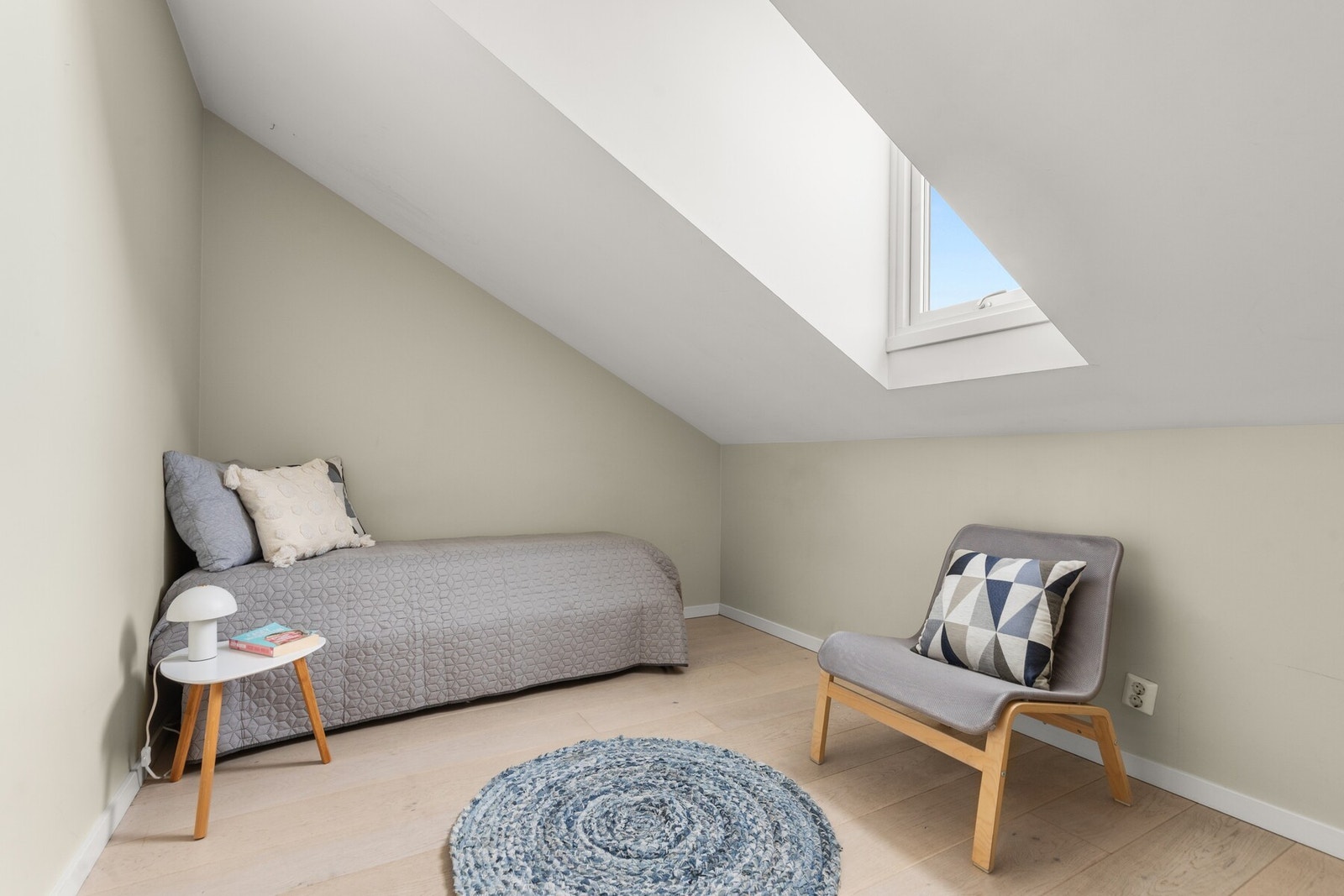 Rommet er byggemeldt som bod - ikke godkjent til varig opphold. Galleribilde