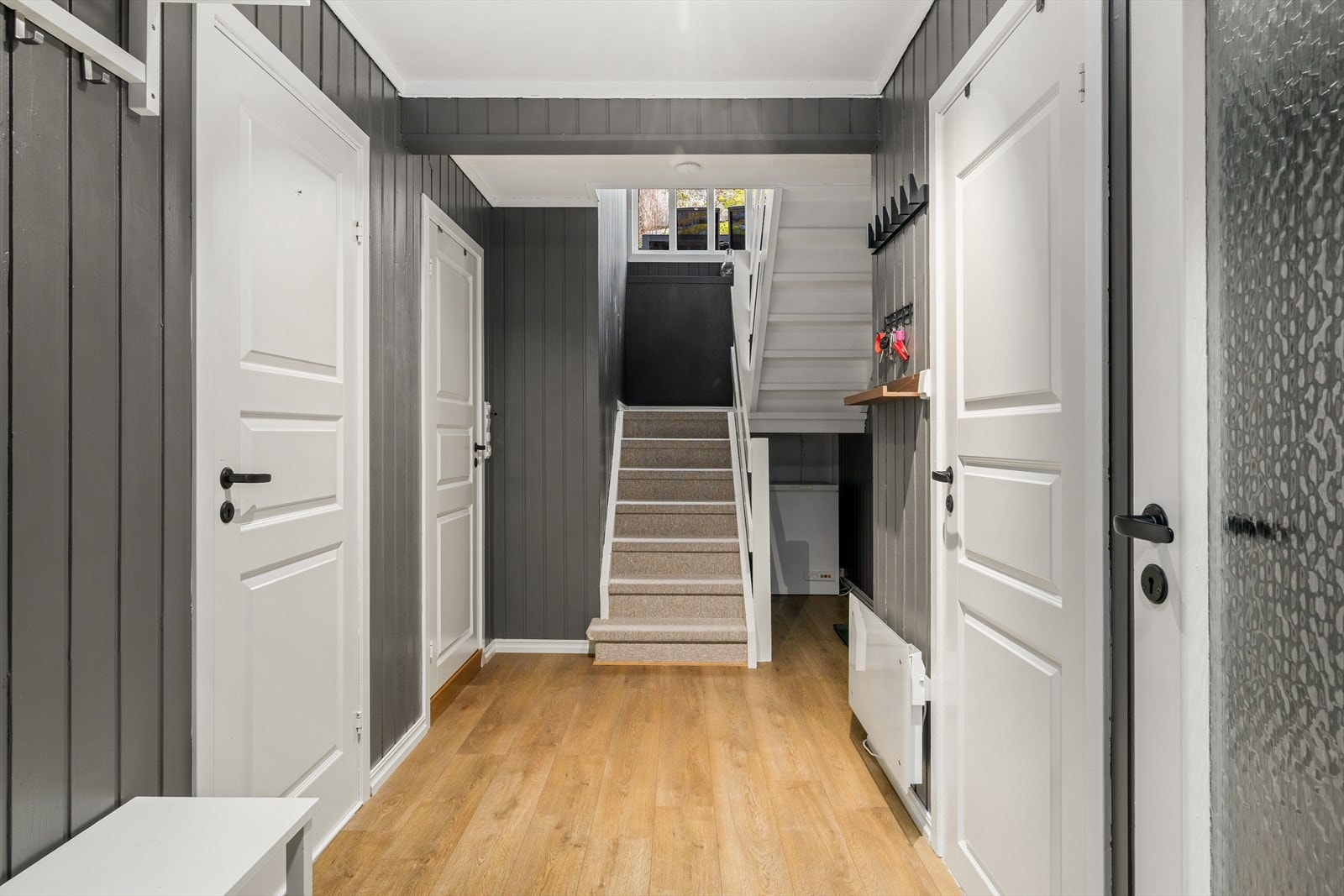 Trapperom ned til 1.etasje Galleribilde