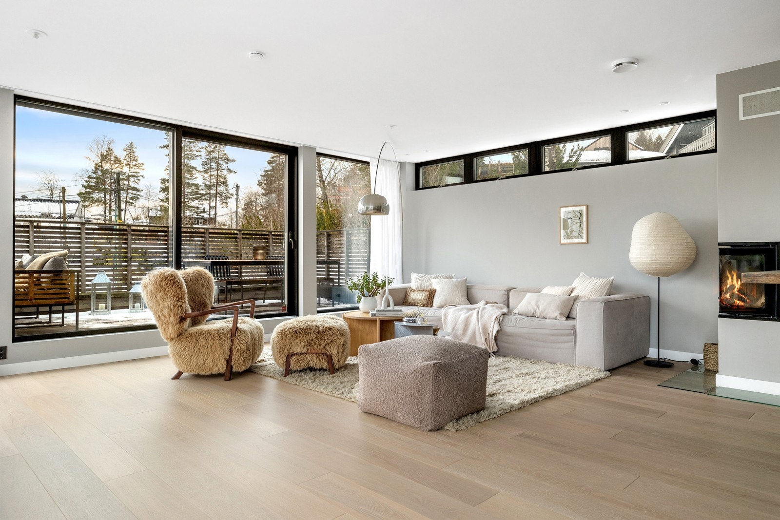 Moderne vedpeis i stue Galleribilde