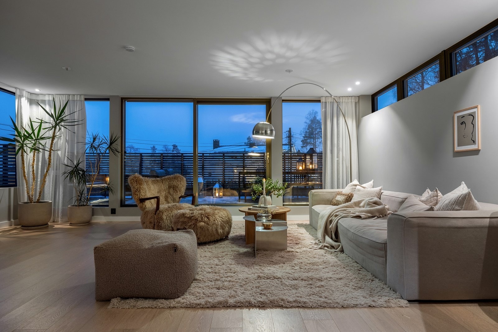 Stue med utgang til balkong Galleribilde