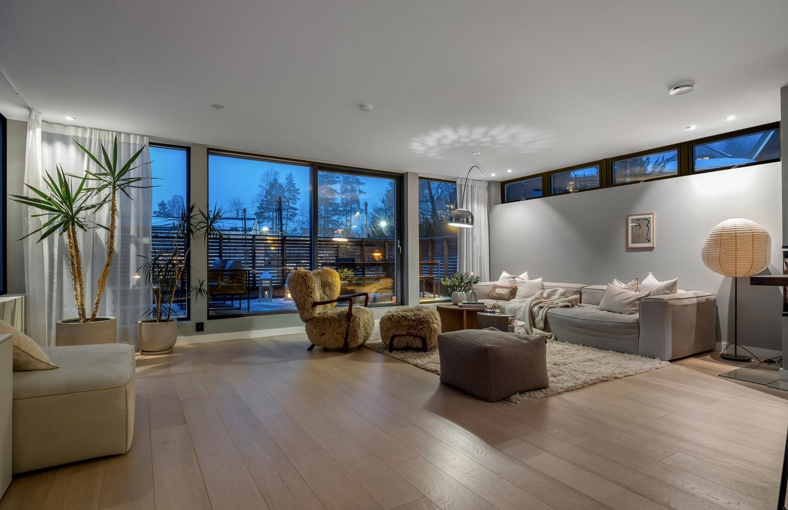 Kveldsbilde stue Galleribilde