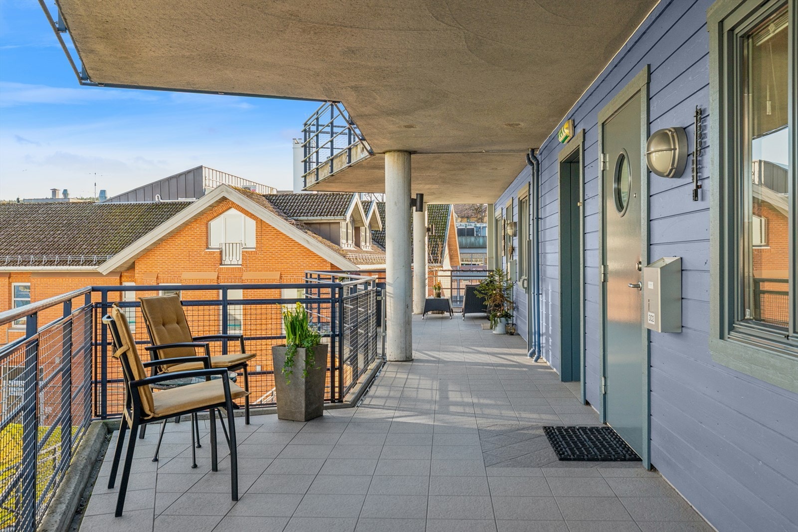 Fin veranda, her nytes morgenkaffen! Galleribilde