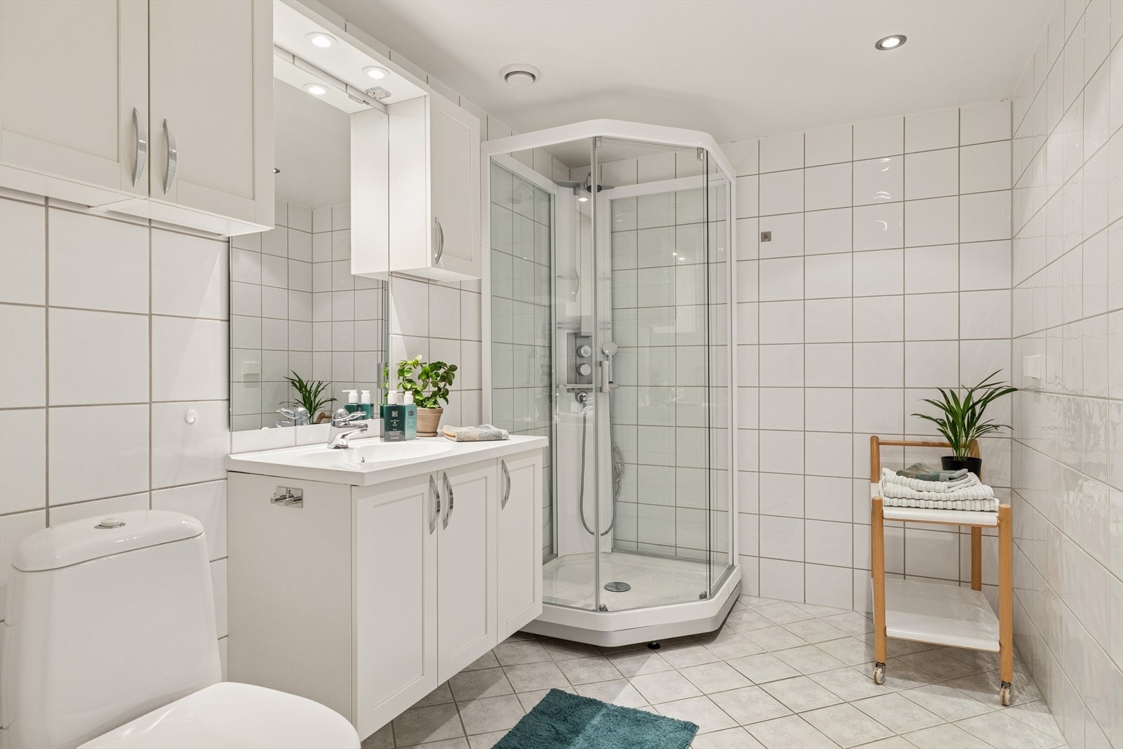 Badet er helfliset og holder en tidløs standard. Galleribilde