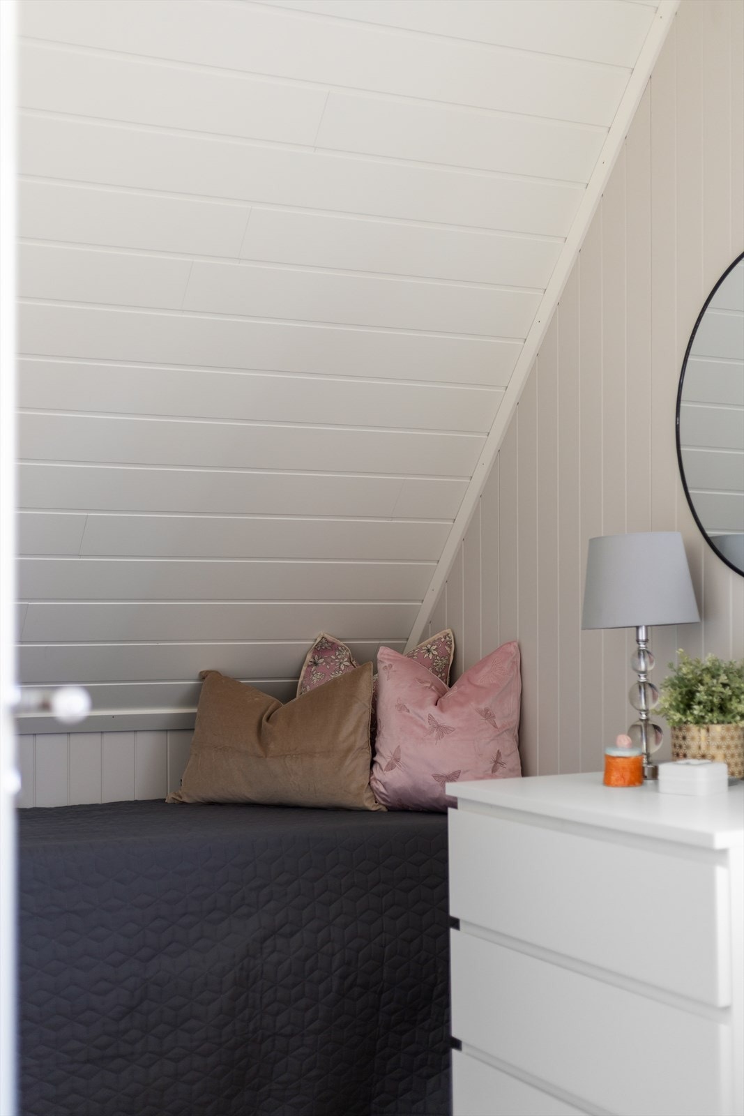 Rommet har en arealeffektiv utforming som er enkel å møblere. Galleribilde