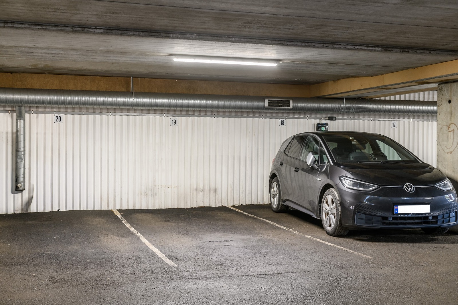 Det medfølger én p-plass i felles garasjeanlegg. Nr 19 Galleribilde