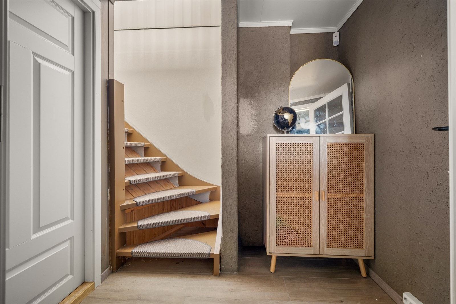 Sokkeletasjen. Galleribilde