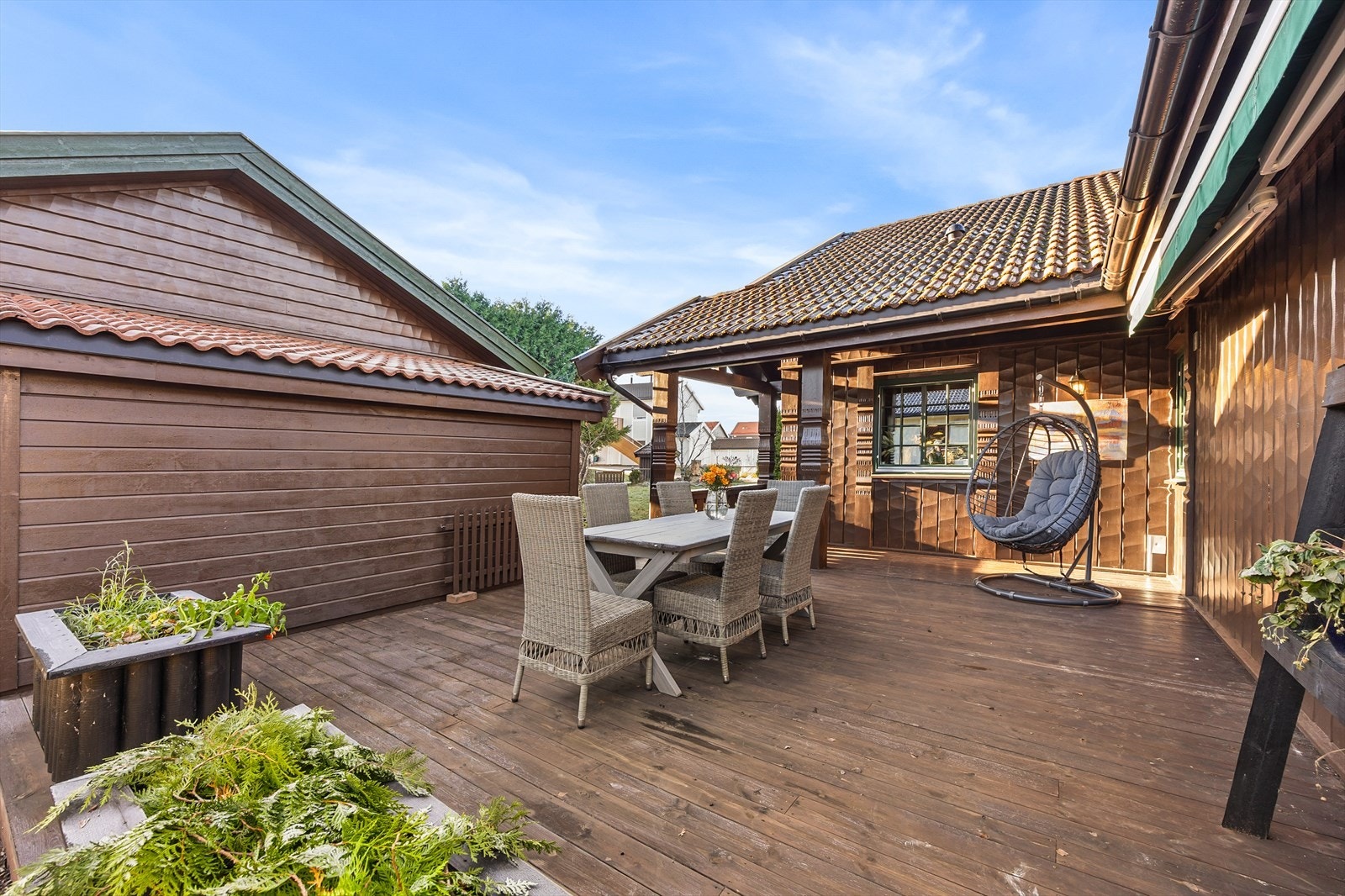 Terrassen er bygget i impregnert trevirke. Galleribilde