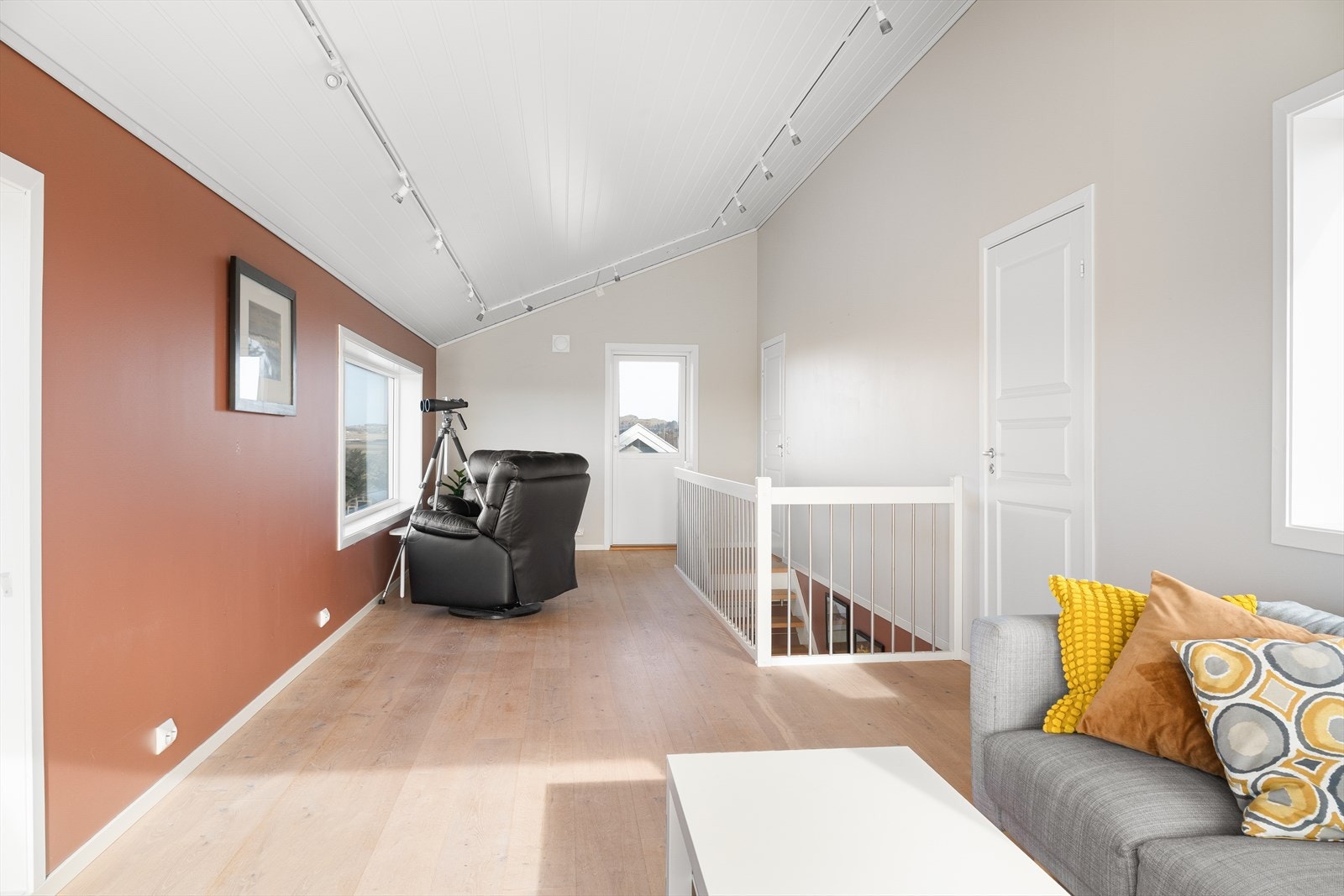 Denne etasjen har også to gode soverom. Galleribilde