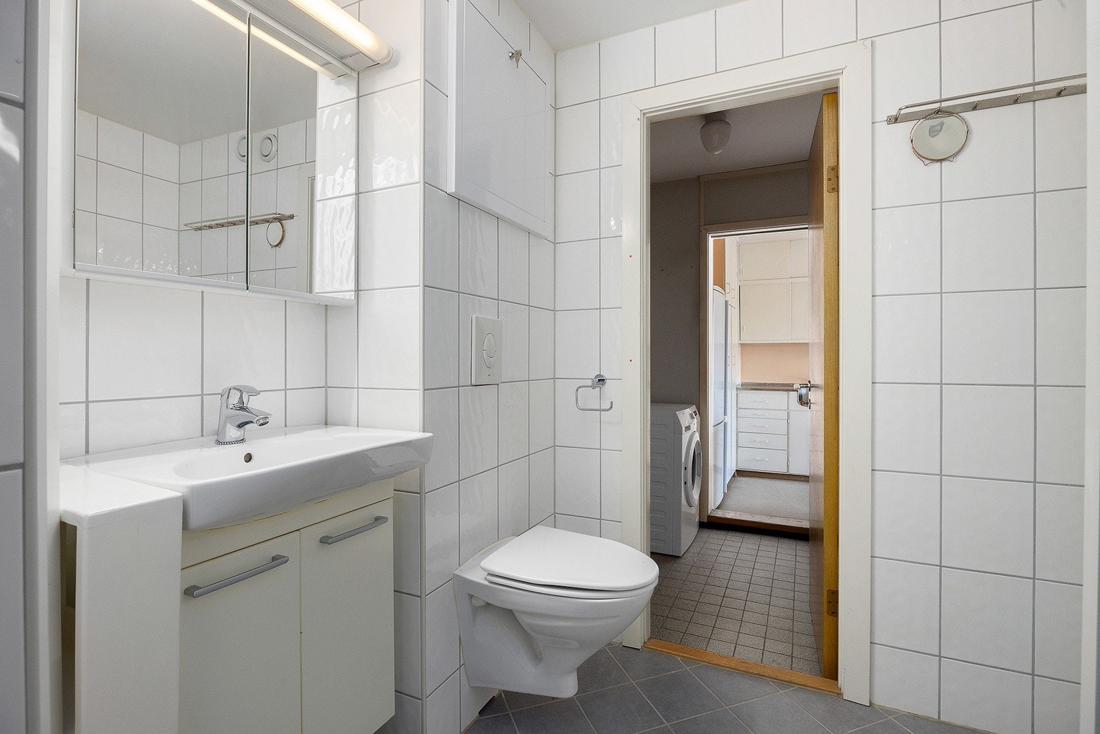 Bad fra 2011 fremstår som stilrent og moderne. Galleribilde