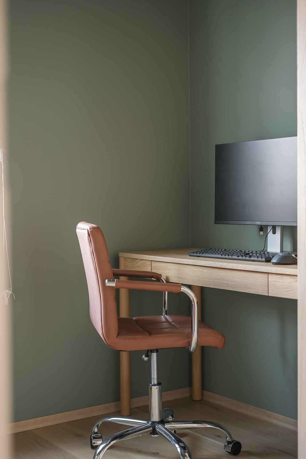 Leiligheten disponerer også en bod i kjeller som sørger for godt med lagringsplass. Galleribilde