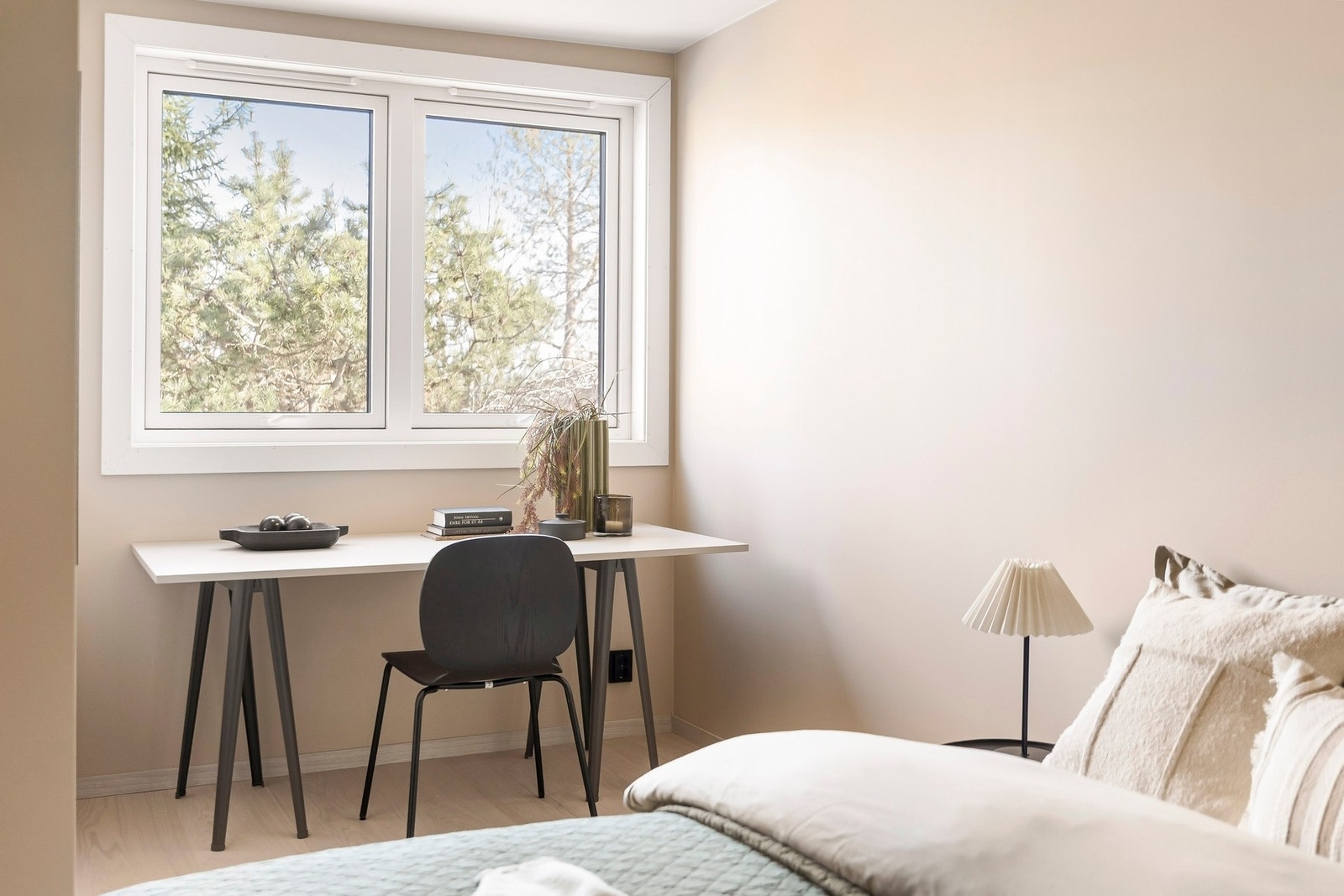 Soverommet vender ut mot rolige områder. Galleribilde