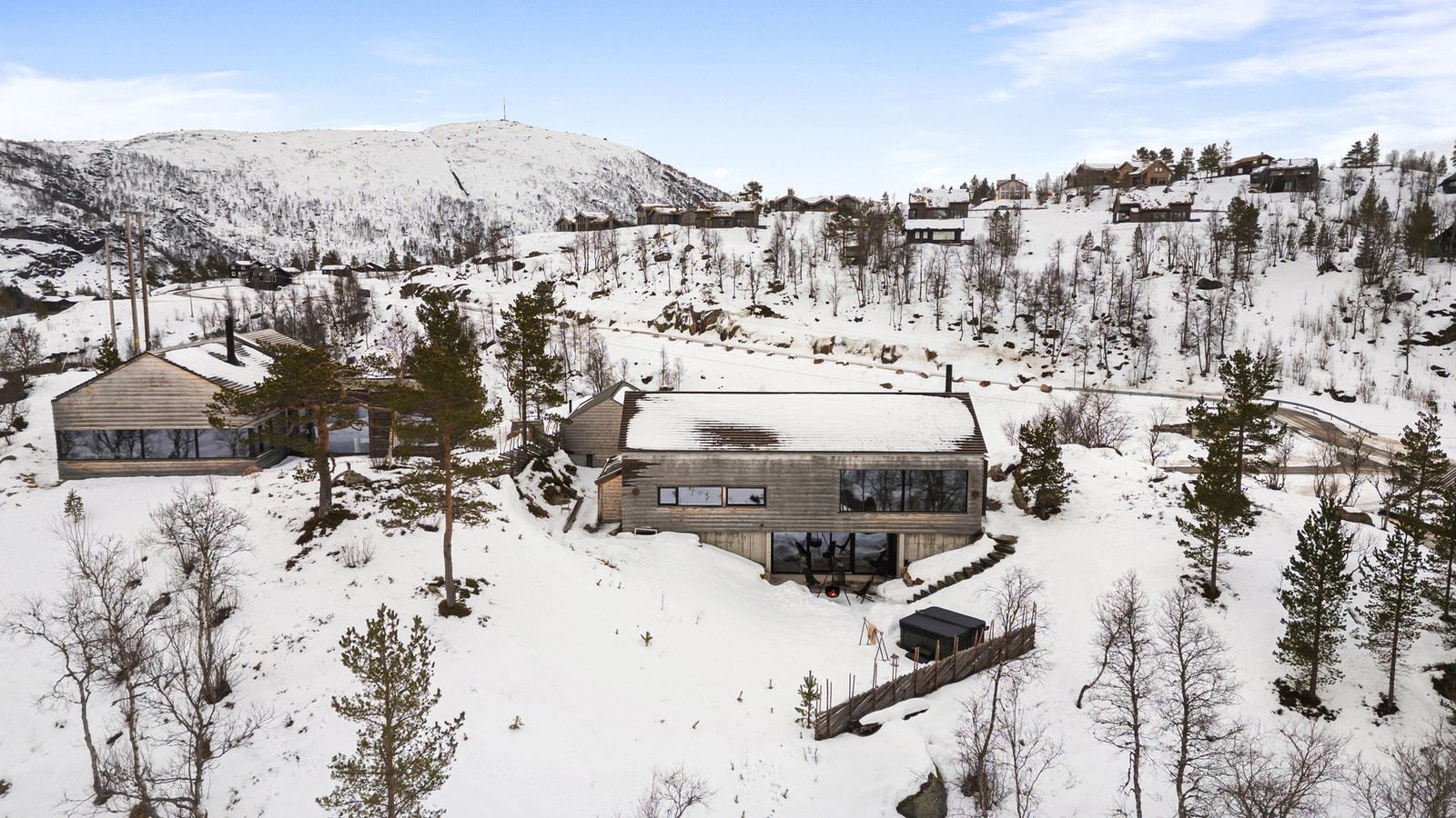 Sinneslisundet 3 presenteres av EIE eiendomsmegling v/ Torbjørn Lie - Eiendomsmegler MNEF/Salgsleder/Partner | Fotograf Arve Gravdal. Galleribilde